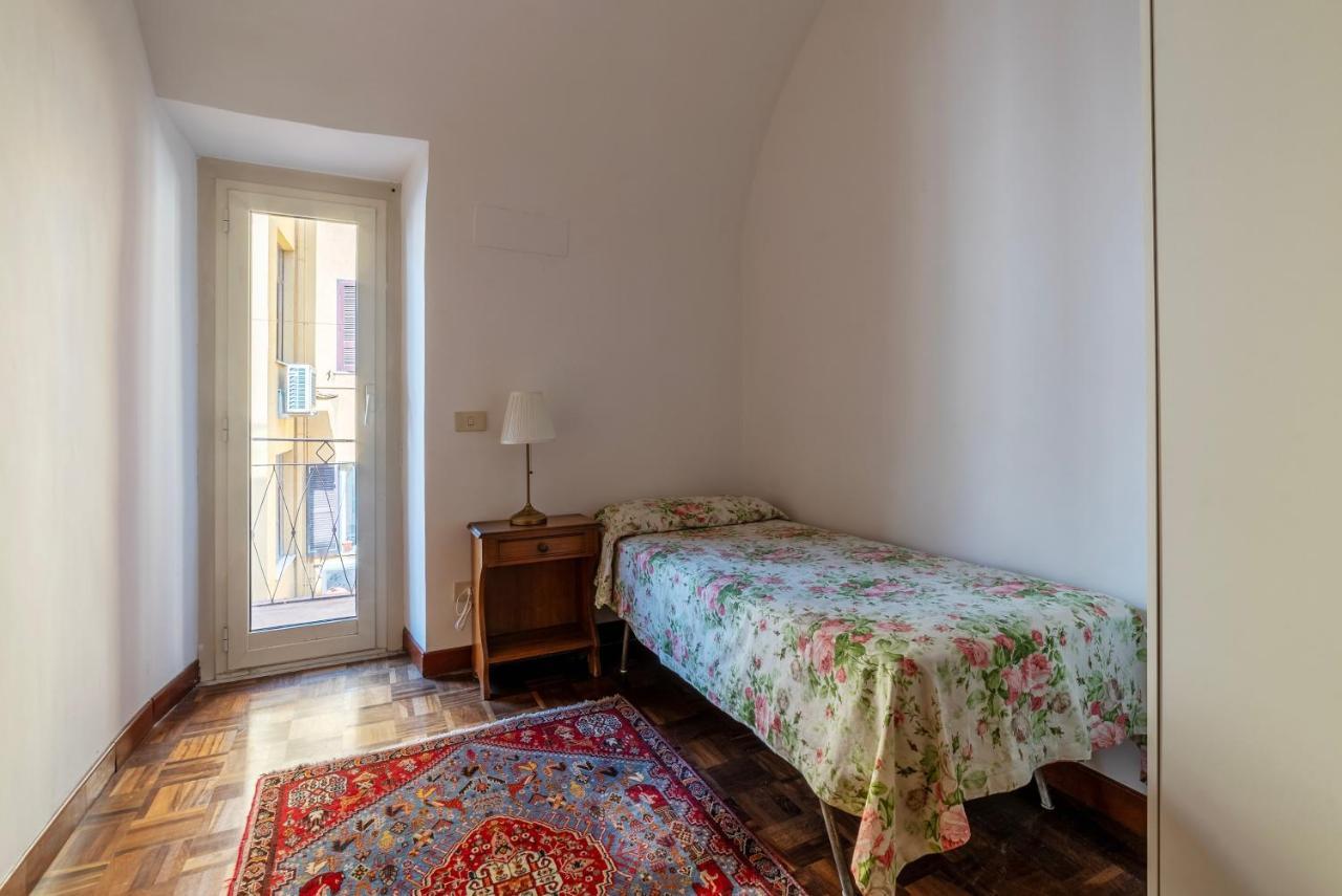 Apartment Piazza Santa Maria In Trastevere Lovely Flat Rom