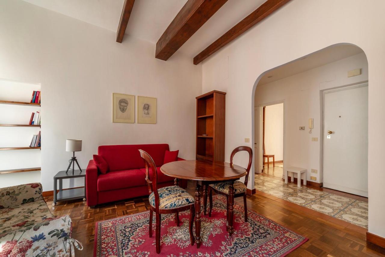 Piazza Santa Maria In Trastevere Lovely Flat Apartment Rom